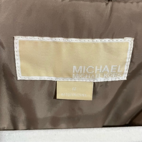 Michael Michael Kors Quilted Hooded weather-proof Gold Accent Coat jacket Size M - Picture 10 of 10